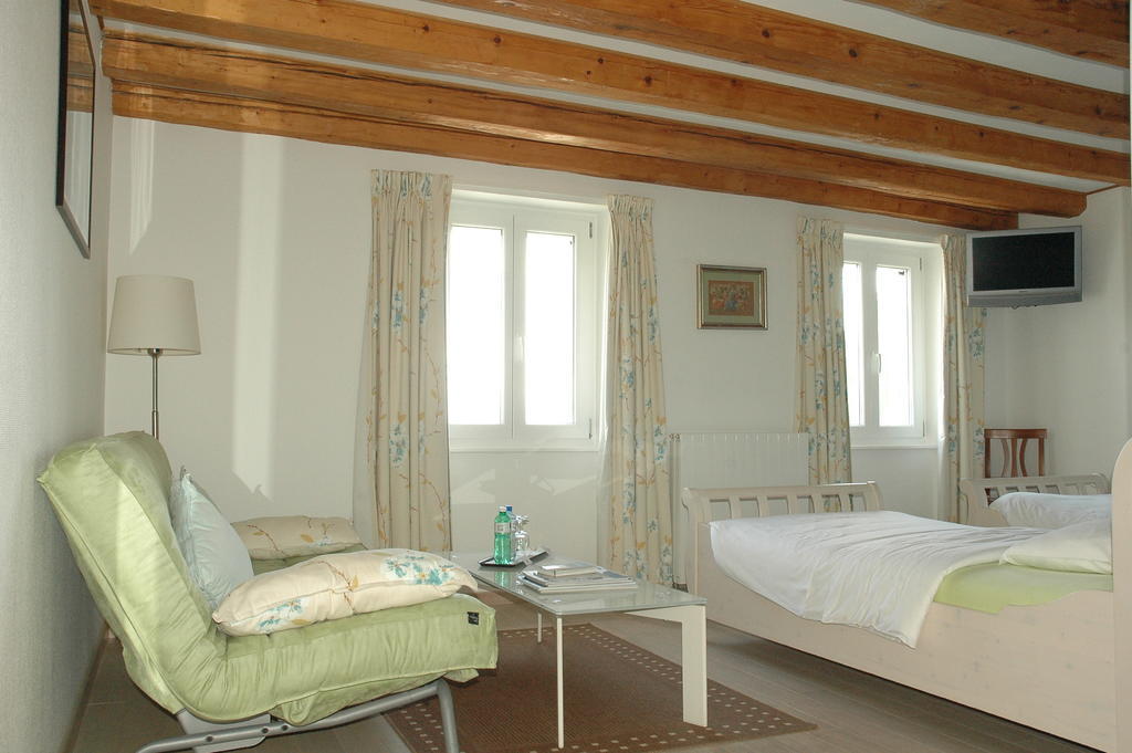 Auberge De Dully Camera foto