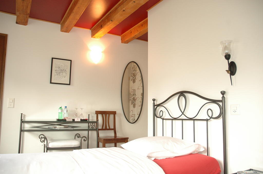 Auberge De Dully Camera foto