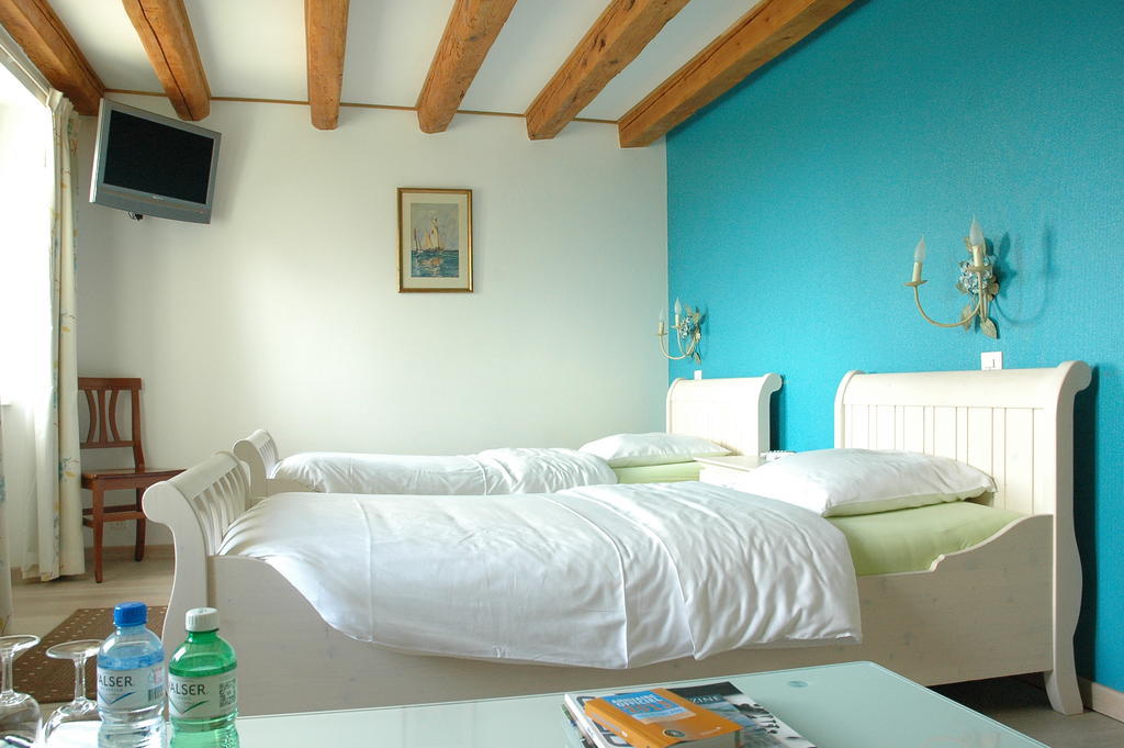 Auberge De Dully Camera foto